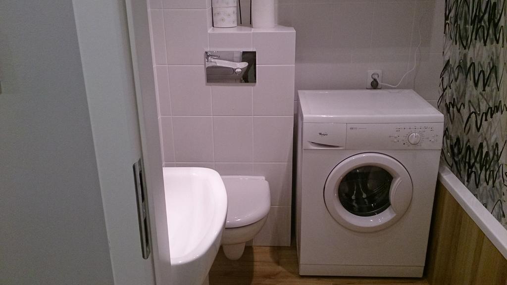 קטוביץ 1 Bedroom City Center Apartment חדר תמונה